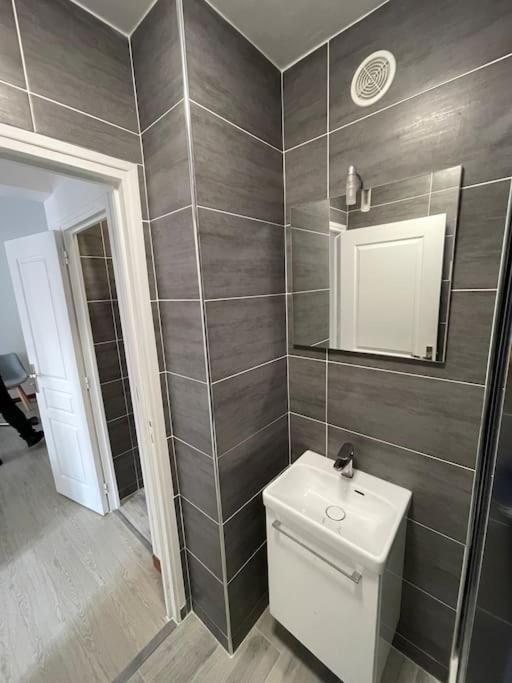 Home Disneyland Paris Avec Parking Wifi Lagny-sur-Marne Exterior photo
